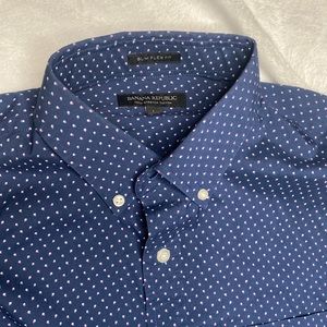 Banana Republic Large Slim Fit Navy Button Up/Down